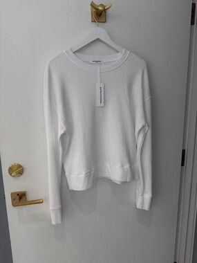 Perfect White Tee Crewneck Long-Sleeve Top - Unbranded
